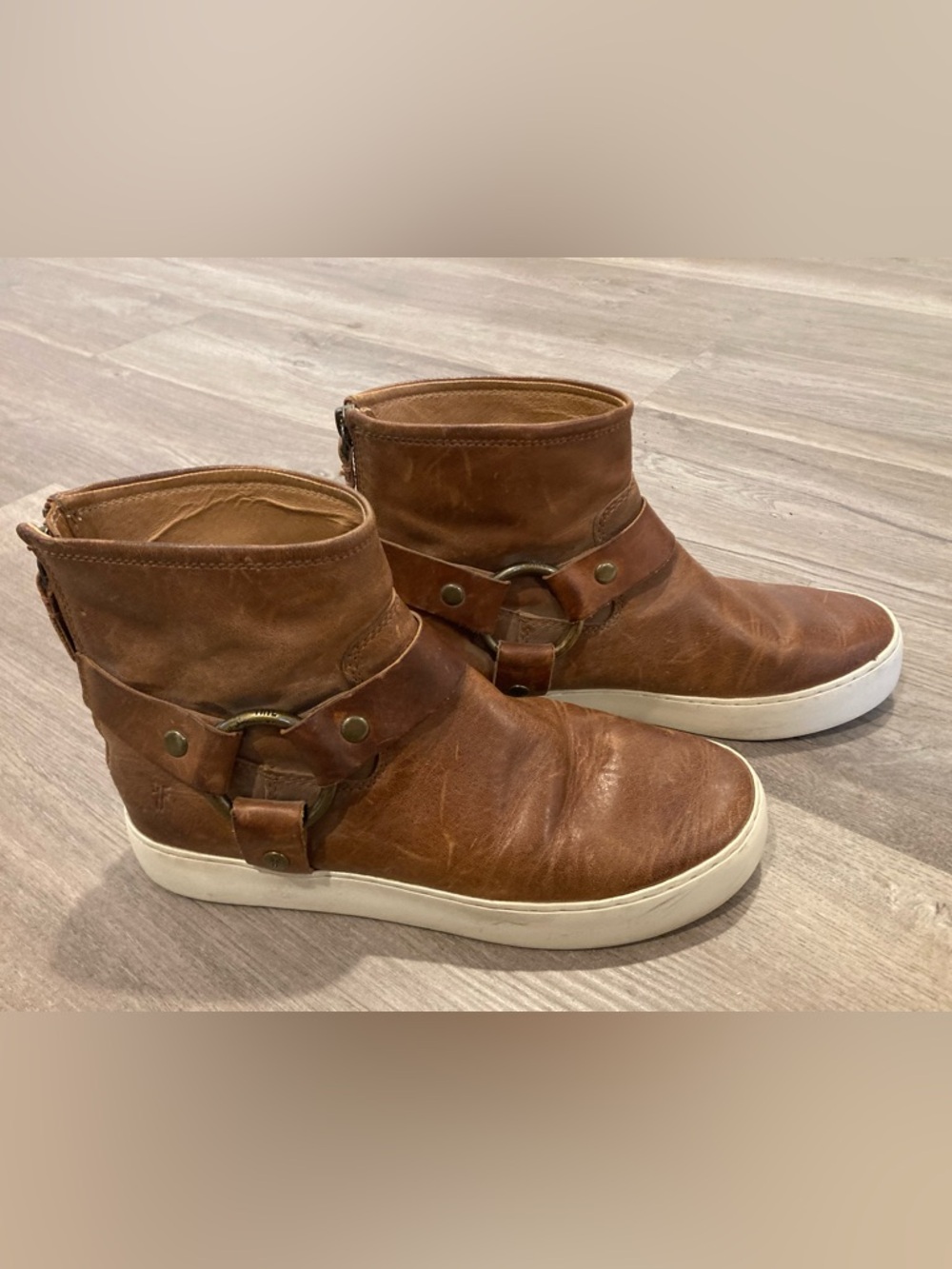 Frye Lena Harness Bootie Size 8M Womens Leather Boots Cognac